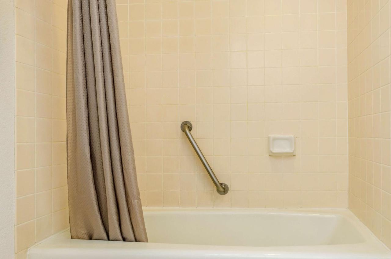 Motel 6 Oakdale, Ca Ngoại thất bức ảnh