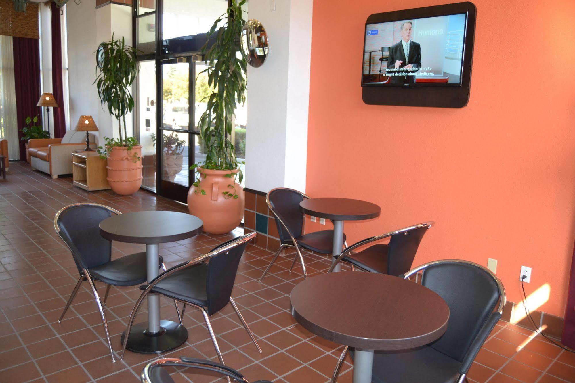 Motel 6 Oakdale, Ca Ngoại thất bức ảnh